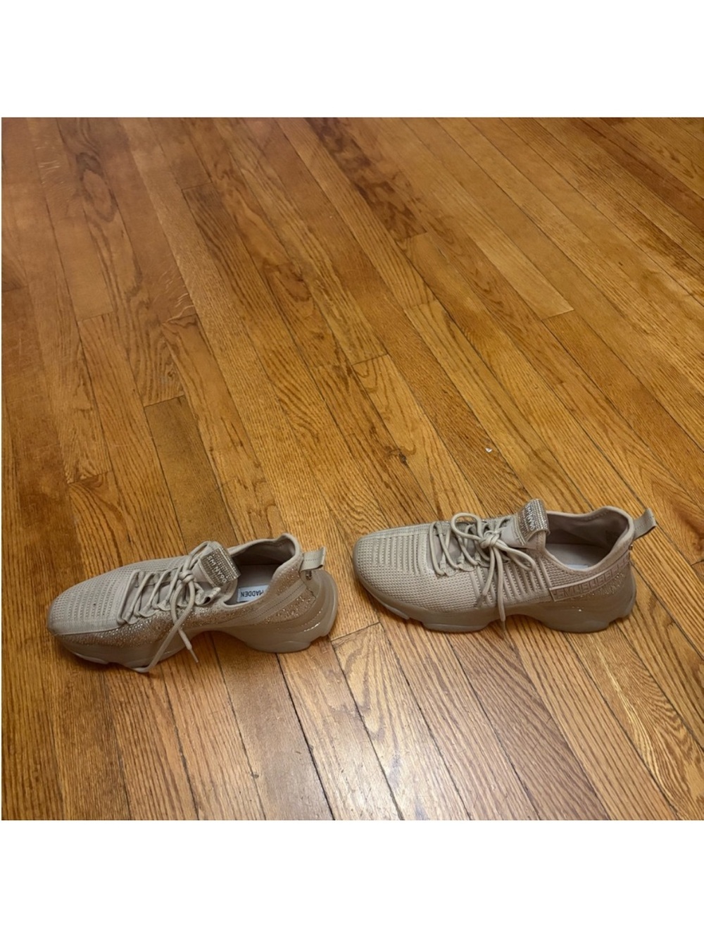 NWOT Steve Madden Beige Knit Lace-Up Sneakers - Picture 7 of 10